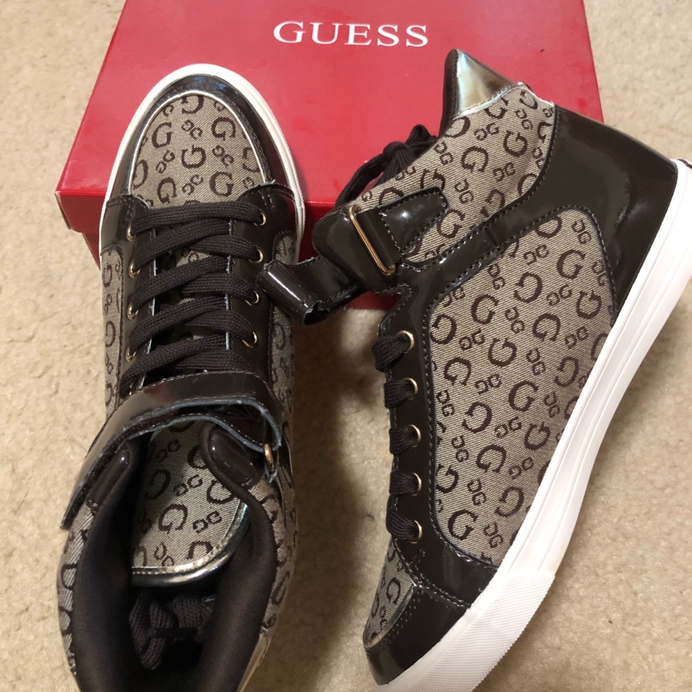 Guess high top sneaker